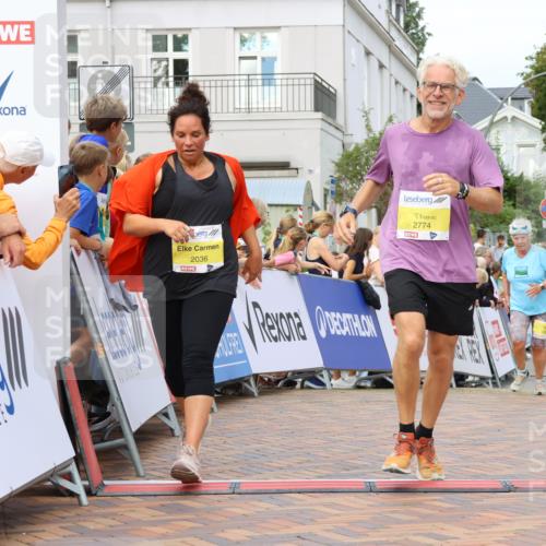 31.08.2025 - 21. Blankeneser Heldenlauf Strokosch-Dieckow http://msf.ph/oto/8649840 31.08.2025 10:41:43 Ziel 2774, 2036, 2666 meine-sportfotos.de