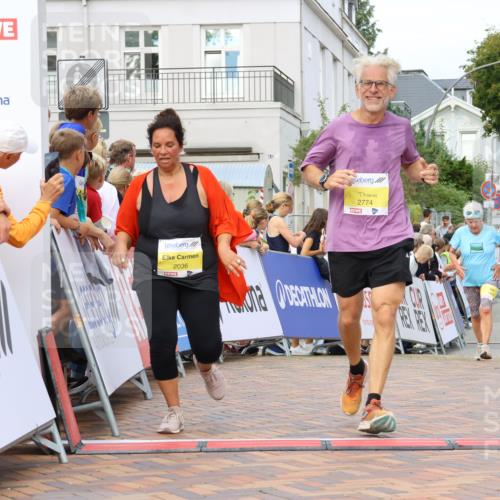 31.08.2025 - 21. Blankeneser Heldenlauf Strokosch-Dieckow http://msf.ph/oto/8649844 31.08.2025 10:41:43 Ziel 2774, 2036, 2666 meine-sportfotos.de