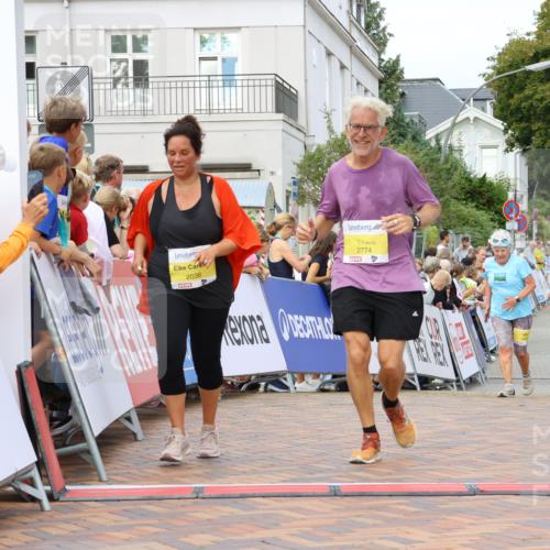 31.08.2025 - 21. Blankeneser Heldenlauf Strokosch-Dieckow http://msf.ph/oto/8649849 31.08.2025 10:41:43 Ziel 2774, 2036, 2666 meine-sportfotos.de