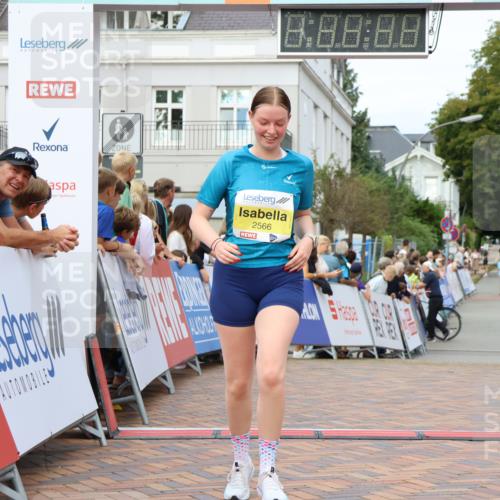 31.08.2025 - 21. Blankeneser Heldenlauf Strokosch-Dieckow http://msf.ph/oto/8649855 31.08.2025 10:41:23 Ziel 2566, 2539, 2453 meine-sportfotos.de