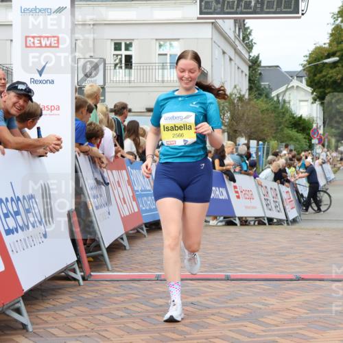 31.08.2025 - 21. Blankeneser Heldenlauf Strokosch-Dieckow http://msf.ph/oto/8649858 31.08.2025 10:41:23 Ziel 2566, 2539, 2453 meine-sportfotos.de
