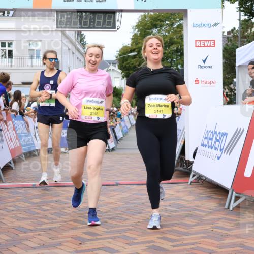 31.08.2025 - 21. Blankeneser Heldenlauf Strokosch-Dieckow http://msf.ph/oto/8649879 31.08.2025 10:41:02 Ziel 2026, 2025, 2568, 2142, 2141, 3678 meine-sportfotos.de