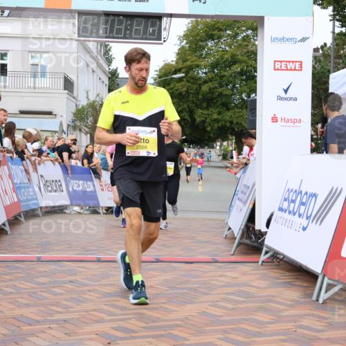 31.08.2025 - 21. Blankeneser Heldenlauf Strokosch-Dieckow http://msf.ph/oto/8649892 31.08.2025 10:41:00 Ziel 2026, 2025, 2568, 2142, 2141, 2300, 2172, 2673, 3678 meine-sportfotos.de