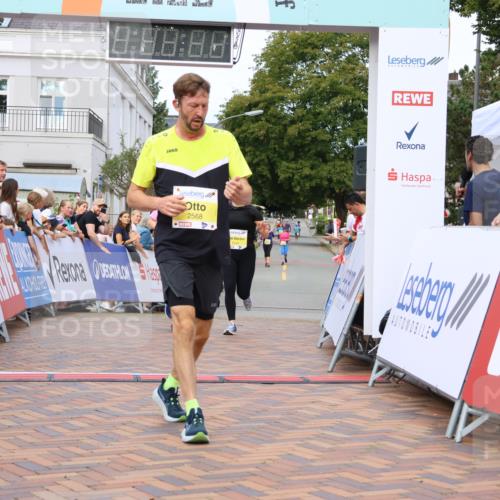 31.08.2025 - 21. Blankeneser Heldenlauf Strokosch-Dieckow http://msf.ph/oto/8649894 31.08.2025 10:41:00 Ziel 2026, 2025, 2568, 2142, 2141, 2300, 2172, 2673, 3678 meine-sportfotos.de