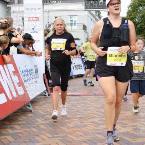 31.08.2025 - 21. Blankeneser Heldenlauf Strokosch-Dieckow http://msf.ph/oto/8649905 31.08.2025 10:40:54 Ziel 2026, 2025, 2211, 2326, 2568, 2233, 2300, 2172, 2672, 2673, 3432 meine-sportfotos.de