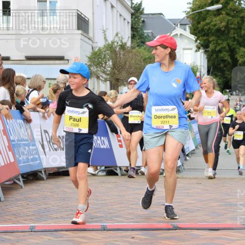 31.08.2025 - 21. Blankeneser Heldenlauf Strokosch-Dieckow http://msf.ph/oto/8649927 31.08.2025 10:40:47 Ziel 2149, 2211, 2326, 2233, 2672, 3432 meine-sportfotos.de