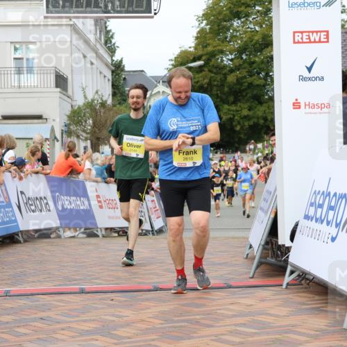31.08.2025 - 21. Blankeneser Heldenlauf Strokosch-Dieckow http://msf.ph/oto/8649942 31.08.2025 10:40:38 Ziel 2149, 2610 meine-sportfotos.de