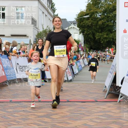 31.08.2025 - 21. Blankeneser Heldenlauf Strokosch-Dieckow http://msf.ph/oto/8649969 31.08.2025 10:40:23 Ziel 2064, 2066, 2660, 2633, 2632, 2482, 2598, 2596 meine-sportfotos.de