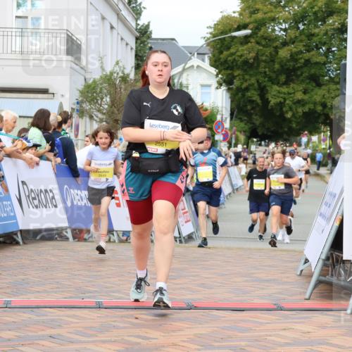 31.08.2025 - 21. Blankeneser Heldenlauf Strokosch-Dieckow http://msf.ph/oto/8649986 31.08.2025 10:31:20 Ziel 2551, 2776, 2307, 2649, 2647, 2399, 2103, 2274 meine-sportfotos.de
