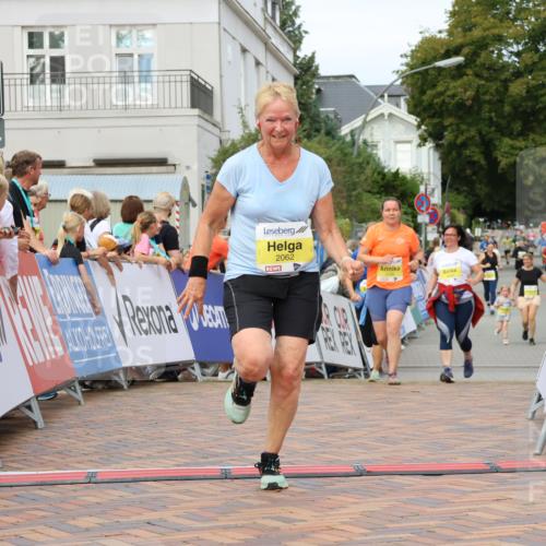 31.08.2025 - 21. Blankeneser Heldenlauf Strokosch-Dieckow http://msf.ph/oto/8649992 31.08.2025 10:40:11 Ziel 2064, 2066, 2199, 2062 meine-sportfotos.de