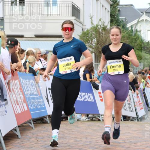 31.08.2025 - 21. Blankeneser Heldenlauf Strokosch-Dieckow http://msf.ph/oto/8650071 31.08.2025 10:39:12 Ziel 2137, 2224, 2189 meine-sportfotos.de