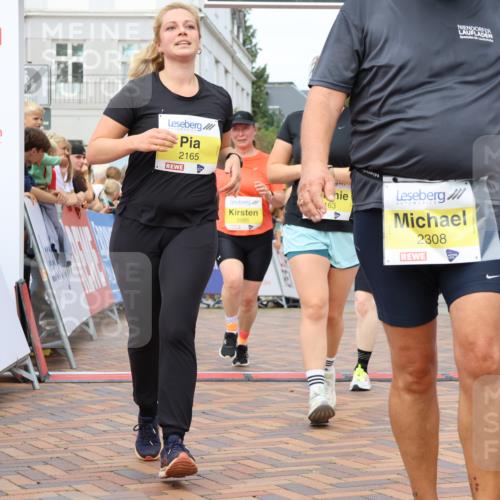 31.08.2025 - 21. Blankeneser Heldenlauf Strokosch-Dieckow http://msf.ph/oto/8650091 31.08.2025 10:38:54 Ziel 2165, 2163, 2276, 2436, 2414, 2308, 2330, 2084, 2085, 2689, 2032 meine-sportfotos.de
