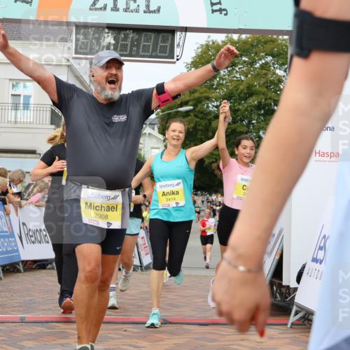 31.08.2025 - 21. Blankeneser Heldenlauf Strokosch-Dieckow http://msf.ph/oto/8650098 31.08.2025 10:38:52 Ziel 2165, 2163, 2276, 2436, 2414, 2308, 2330, 2084, 2085, 2689, 2032 meine-sportfotos.de