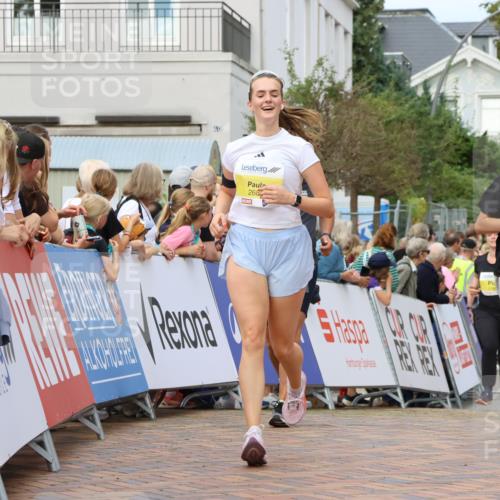 31.08.2025 - 21. Blankeneser Heldenlauf Strokosch-Dieckow http://msf.ph/oto/8650112 31.08.2025 10:38:47 Ziel 2436, 2308, 2689, 2032 meine-sportfotos.de