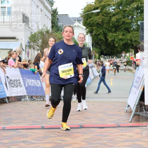 31.08.2025 - 21. Blankeneser Heldenlauf Strokosch-Dieckow http://msf.ph/oto/8650125 31.08.2025 10:38:26 Ziel 2454, 2265, 2657, 2038, 2093, 2589, 2590 meine-sportfotos.de