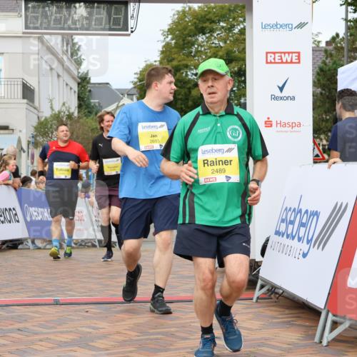 31.08.2025 - 21. Blankeneser Heldenlauf Strokosch-Dieckow http://msf.ph/oto/8650149 31.08.2025 10:38:10 Ziel 2686, 2360, 2693, 2489, 2081, 2094 meine-sportfotos.de