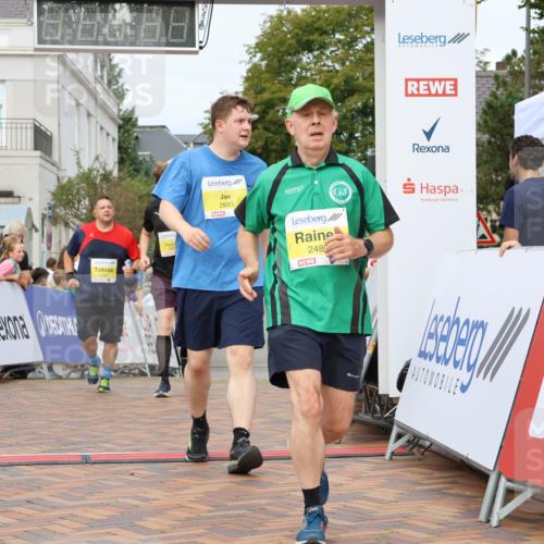 31.08.2025 - 21. Blankeneser Heldenlauf Strokosch-Dieckow http://msf.ph/oto/8650151 31.08.2025 10:38:10 Ziel 2686, 2360, 2693, 2489, 2081, 2094 meine-sportfotos.de