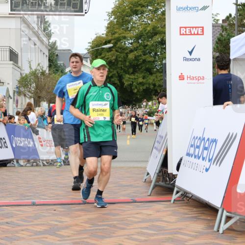 31.08.2025 - 21. Blankeneser Heldenlauf Strokosch-Dieckow http://msf.ph/oto/8650153 31.08.2025 10:38:09 Ziel 2686, 2360, 2693, 2489, 2082, 2081, 2597, 2094 meine-sportfotos.de