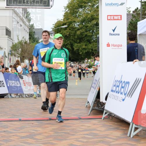 31.08.2025 - 21. Blankeneser Heldenlauf Strokosch-Dieckow http://msf.ph/oto/8650154 31.08.2025 10:38:09 Ziel 2686, 2360, 2693, 2489, 2082, 2081, 2597, 2094 meine-sportfotos.de