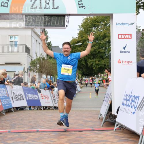 31.08.2025 - 21. Blankeneser Heldenlauf Strokosch-Dieckow http://msf.ph/oto/8650199 31.08.2025 10:37:40 Ziel 2385, 2096, 2134, 2303 meine-sportfotos.de