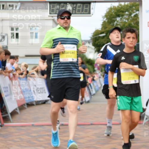 31.08.2025 - 21. Blankeneser Heldenlauf Strokosch-Dieckow http://msf.ph/oto/8650221 31.08.2025 10:37:23 Ziel 2227, 2047, 2319, 2219, 2043, 2352, 2714 meine-sportfotos.de