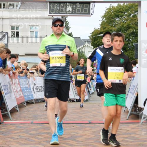 31.08.2025 - 21. Blankeneser Heldenlauf Strokosch-Dieckow http://msf.ph/oto/8650230 31.08.2025 10:37:22 Ziel 2227, 2047, 2319, 2219, 2043, 2352, 2714 meine-sportfotos.de