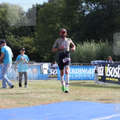 31.08.2025 - Elbe Triathlon Hamburg Strokosch-Dieckow http://msf.ph/oto/8650248 31.08.2025 09:56:46 Ziel 206 meine-sportfotos.de