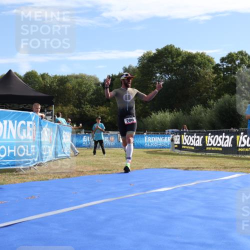 31.08.2025 - Elbe Triathlon Hamburg Strokosch-Dieckow http://msf.ph/oto/8650251 31.08.2025 09:56:48 Ziel 206 meine-sportfotos.de
