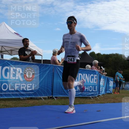 31.08.2025 - Elbe Triathlon Hamburg Strokosch-Dieckow http://msf.ph/oto/8650280 31.08.2025 10:04:25 Ziel 243 meine-sportfotos.de