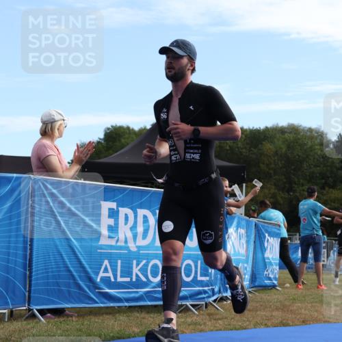 31.08.2025 - Elbe Triathlon Hamburg Strokosch-Dieckow http://msf.ph/oto/8650284 31.08.2025 10:04:57 Ziel 224 meine-sportfotos.de