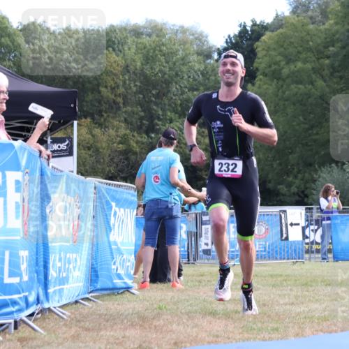 31.08.2025 - Elbe Triathlon Hamburg Strokosch-Dieckow http://msf.ph/oto/8650289 31.08.2025 10:05:54 Ziel 232 meine-sportfotos.de