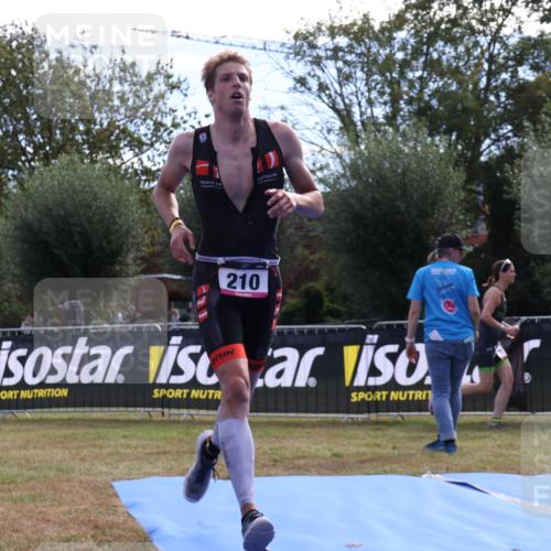 31.08.2025 - Elbe Triathlon Hamburg Strokosch-Dieckow http://msf.ph/oto/8650312 31.08.2025 10:08:23 Ziel 194, 208, 210 meine-sportfotos.de