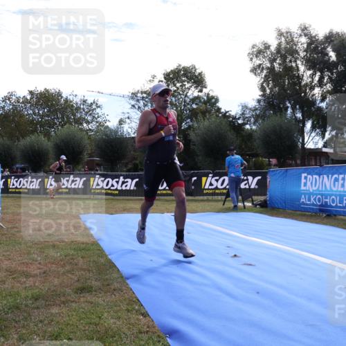 31.08.2025 - Elbe Triathlon Hamburg Strokosch-Dieckow http://msf.ph/oto/8650317 31.08.2025 10:08:27 Ziel 194, 208, 210 meine-sportfotos.de
