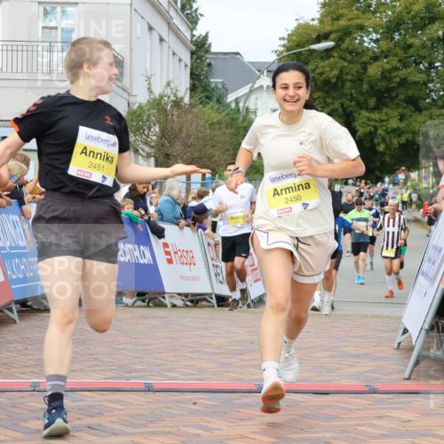 31.08.2025 - 21. Blankeneser Heldenlauf Strokosch-Dieckow http://msf.ph/oto/8650357 31.08.2025 10:37:09 Ziel 2450, 2451, 2152, 2288 meine-sportfotos.de
