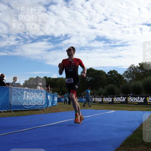 31.08.2025 - Elbe Triathlon Hamburg Strokosch-Dieckow http://msf.ph/oto/8650373 31.08.2025 10:14:50 Ziel 187 meine-sportfotos.de