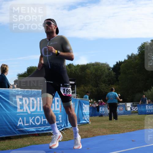 31.08.2025 - Elbe Triathlon Hamburg Strokosch-Dieckow http://msf.ph/oto/8650390 31.08.2025 10:16:00 Ziel 199 meine-sportfotos.de