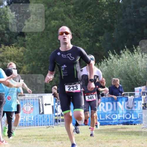 31.08.2025 - Elbe Triathlon Hamburg Strokosch-Dieckow http://msf.ph/oto/8650396 31.08.2025 10:16:25 Ziel 233, 345 meine-sportfotos.de