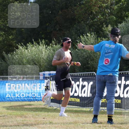 31.08.2025 - Elbe Triathlon Hamburg Strokosch-Dieckow http://msf.ph/oto/8650482 31.08.2025 09:55:29 Laufen 100, 100 meine-sportfotos.de