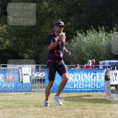 31.08.2025 - Elbe Triathlon Hamburg Strokosch-Dieckow http://msf.ph/oto/8650509 31.08.2025 09:56:25 Laufen  meine-sportfotos.de