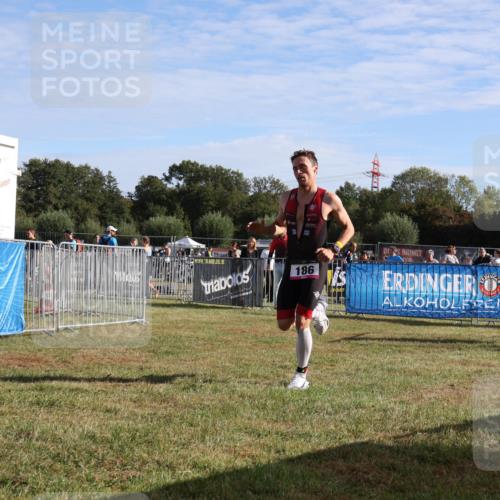 31.08.2025 - Elbe Triathlon Hamburg Strokosch-Dieckow http://msf.ph/oto/8650532 31.08.2025 09:26:59 Laufen 30, 186 meine-sportfotos.de