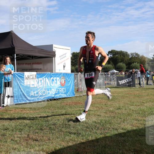 31.08.2025 - Elbe Triathlon Hamburg Strokosch-Dieckow http://msf.ph/oto/8650535 31.08.2025 09:27:00 Laufen 186 meine-sportfotos.de