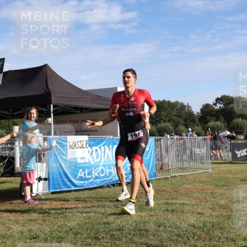 31.08.2025 - Elbe Triathlon Hamburg Strokosch-Dieckow http://msf.ph/oto/8650543 31.08.2025 09:28:04 Laufen 100, 191 meine-sportfotos.de