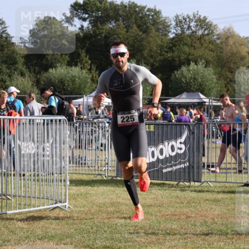 31.08.2025 - Elbe Triathlon Hamburg Strokosch-Dieckow http://msf.ph/oto/8650561 31.08.2025 09:29:01 Laufen 225 meine-sportfotos.de