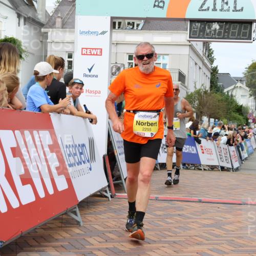 31.08.2025 - 21. Blankeneser Heldenlauf Strokosch-Dieckow http://msf.ph/oto/8650563 31.08.2025 10:36:52 Ziel 2001, 2778, 2255, 2729, 2557, 2685 meine-sportfotos.de