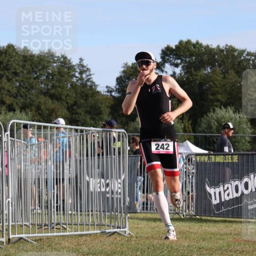 31.08.2025 - Elbe Triathlon Hamburg Strokosch-Dieckow http://msf.ph/oto/8650618 31.08.2025 09:34:20 Laufen 242 meine-sportfotos.de