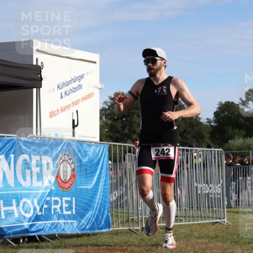 31.08.2025 - Elbe Triathlon Hamburg Strokosch-Dieckow http://msf.ph/oto/8650623 31.08.2025 09:34:21 Laufen 242 meine-sportfotos.de