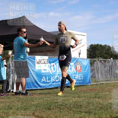 31.08.2025 - Elbe Triathlon Hamburg Strokosch-Dieckow http://msf.ph/oto/8650634 31.08.2025 09:34:47 Laufen 100, 100, 100, 100, 207 meine-sportfotos.de