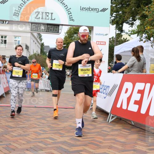 31.08.2025 - 21. Blankeneser Heldenlauf Strokosch-Dieckow http://msf.ph/oto/8650665 31.08.2025 10:36:49 Ziel 2631, 2001, 2778, 2255, 2729, 2557, 2685, 2495 meine-sportfotos.de