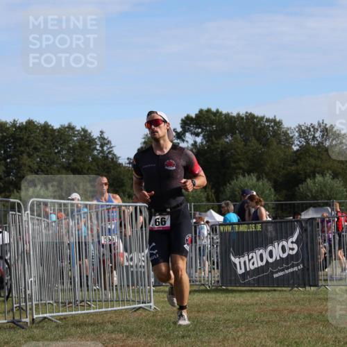 31.08.2025 - Elbe Triathlon Hamburg Strokosch-Dieckow http://msf.ph/oto/8650666 31.08.2025 09:35:59 Laufen 66 meine-sportfotos.de