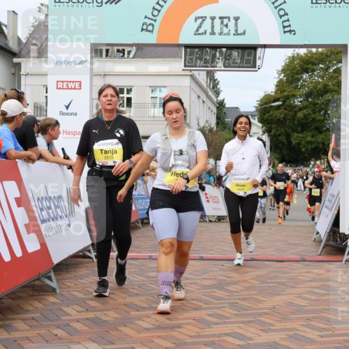 31.08.2025 - 21. Blankeneser Heldenlauf Strokosch-Dieckow http://msf.ph/oto/8650701 31.08.2025 10:36:41 Ziel 2174, 2631, 2477, 2579, 2495, 2591, 2708 meine-sportfotos.de